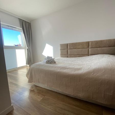 Go2Nati Apartament กดัญสก์ ภายนอก รูปภาพ