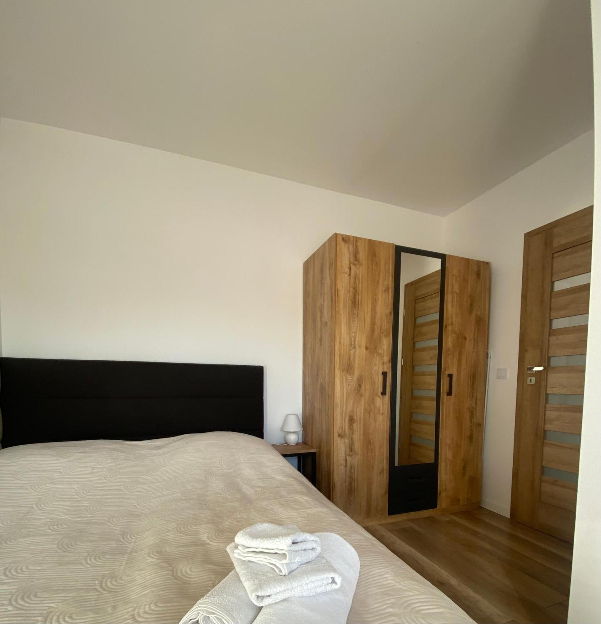 Go2Nati Apartament กดัญสก์ ภายนอก รูปภาพ